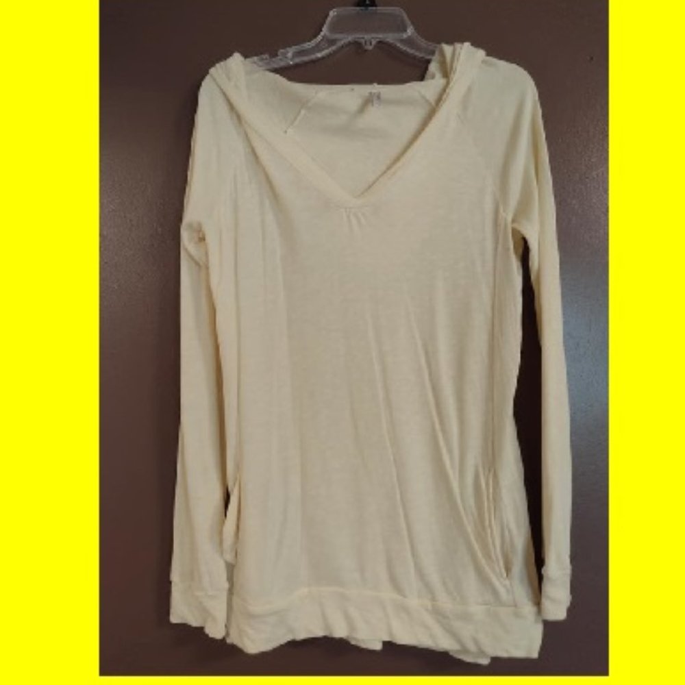 LARGE WOMENS OLD NAVY HOODED SHIRT LADIES PULL OVER HOODIE TOP YELLOW LG - Picture 2 of 5